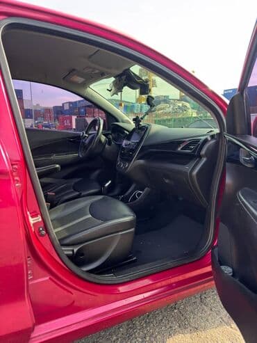 разъемы: Chevrolet Spark: 2019 г., 1 л, Автомат, Бензин, Хэтчбэк — 4