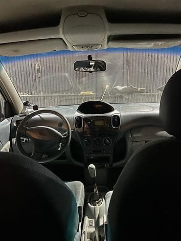 задний бампер мпв: Toyota Funcargo: 2002 г., 1.3 л, Механика, Бензин, Минивэн — 8