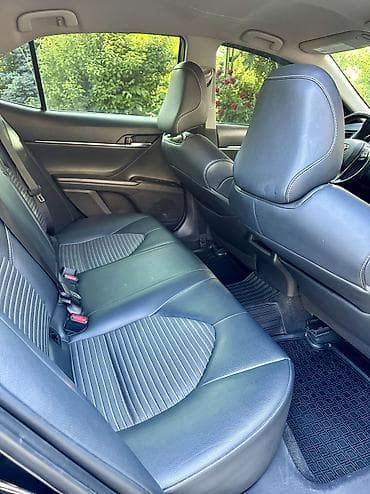 corolla 2004: Toyota Camry: 2019 г., 2.5 л, Автомат, Бензин, Седан — 4