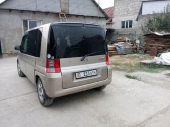 срочно продаю в связи с переездом: Honda Mobilio: 2003 г., 1.5 л, Вариатор, Бензин, Минивэн — 5