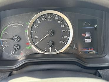 усилитель камри: Toyota Corolla: 2022 г., Вариатор, Гибрид, Седан — 7