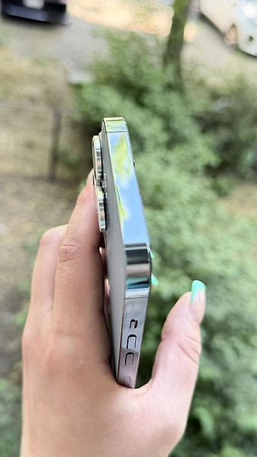 fly sky: IPhone 13 Pro, Б/у, 512 ГБ, Sierra Blue, Зарядное устройство, Защитное стекло, Чехол, 84 % — 3