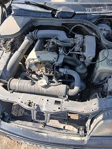 продаю мерс 202: Mercedes-Benz C-Class: 1996 г., 1.8 л, Ручные, Бензин, Седан — 3