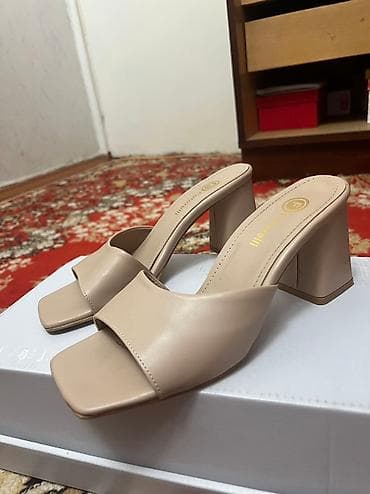 basconi 38: Продаю шлепанцы на каблуке Турецкие, покупала на заказ Идеальное — 2