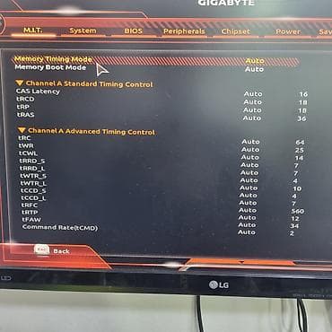 hard disk: Оперативная память, Новый, Kingston Fury, 32 ГБ, DDR4, 3200 МГц, Для ПК — 10