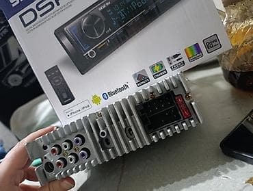 6: Автомобильные магнитолы Описание: - Две головные станции формата — 3