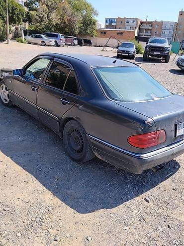 значки на мерс: Mercedes-Benz E-Class: 1996 г., 3.2 л, Автомат, Седан — 6