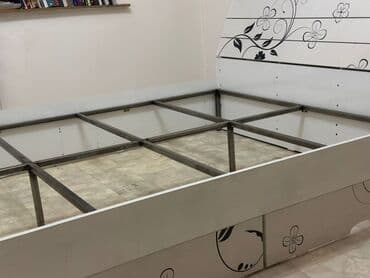 кровать металлический: Двуспальная кровать, Б/у, С матрасом, длина - 200 см — 8