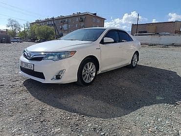lexsus 300: Toyota Camry: 2013 г., 2.5 л, Автомат, Гибрид, Седан — 9