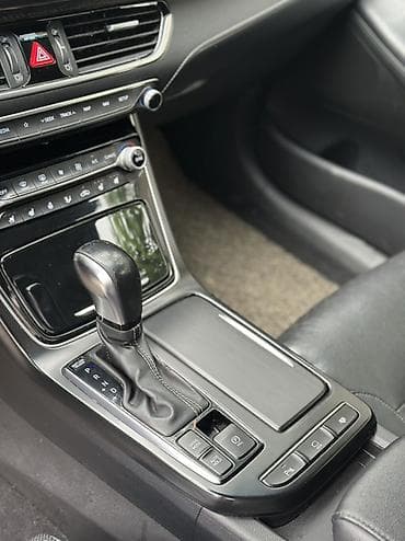 byd e7: Hyundai Grandeur: 2018 г., 3 л, Автомат, Газ, Седан — 6