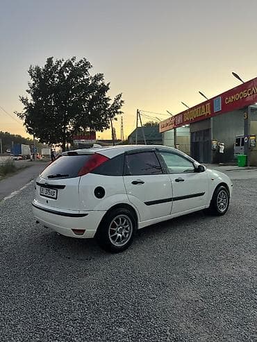 Унаа сатуу: Ford Focus: 2003 г., 1.6 л, Кол менен иштөөчү, Бензин, Хетчбек — 5