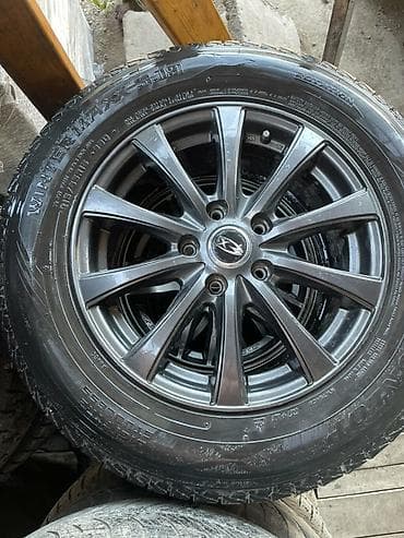 Дөңгөлөктөр монтажда 215 / 55 / R 16, Кыш, Колдонулган, Комплект, Жол тандабастар (АТ/МТ), Куйма, тешиктери - 5