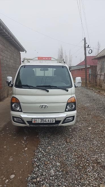 кудайберген мотор: Жеңил жүк ташуучу унаа, Hyundai, Стандарт, 1,5 т, Колдонулган — 2