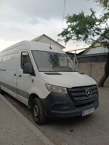 спринтер коропка: Грузовой фургон Mercedes-Benz Sprinter (длинная база, высокий кузов) — 3