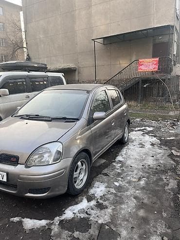 Toyota: Toyota Vitz: 2003 г., 1.3 л, Автомат, Бензин, Хэтчбэк — 4