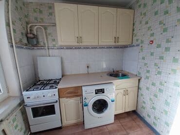 room: 1 комната, 32 м², 104 серия, 3 этаж — 2