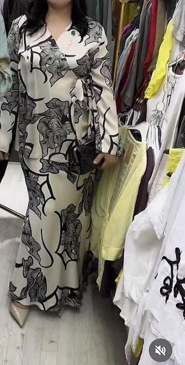 пут кийим: Костюм производство Италия размер М. …. Комплект женский из — 2