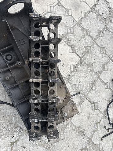 Автозапчасти: Продаю блок с поршнями и шатунами 3,2 CDI мерс. Коленвала и головки — 6