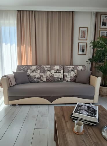 каркас диван: Прямой диван, Б/у, Трехместный — 1