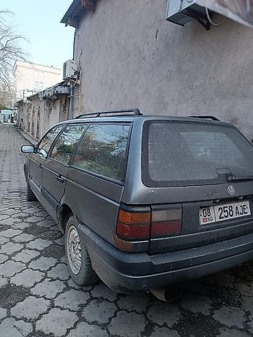 армения обмен: Volkswagen Passat Variant: 1989 г., Универсал — 3