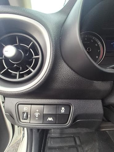 киа 2003: Kia K3: 2019 г., 1.6 л, Автомат, Бензин, Седан — 9