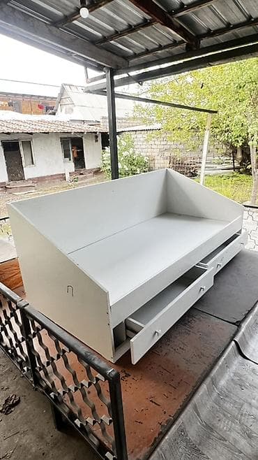 кровати детские с бортиком: Детская/подростковая кровать-диван с бортами и выдвижными ящиками - — 4