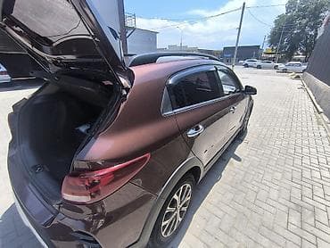 Продажа авто: Kia Rio X-Line: 2022 г., 1.6 л, Автомат, Бензин, Хэтчбэк — 3