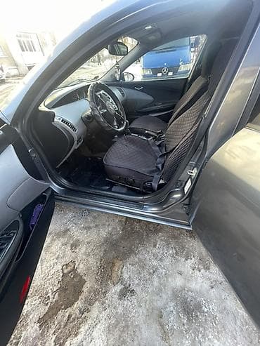 пластик на принц 150: Nissan Primera: 2002 г., 2 л, Ручные, Бензин, Лифтбек — 7