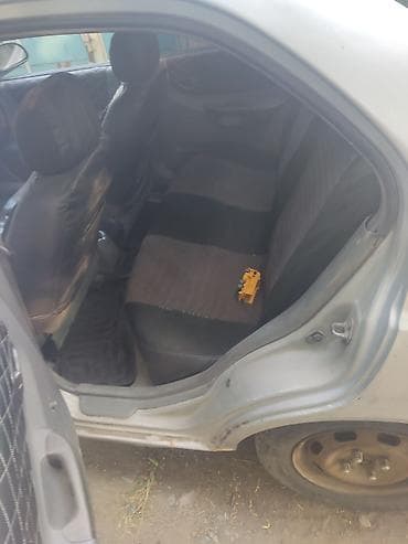 rf 2: Hyundai Accent: 2001 г., 1.3 л, Механика, Бензин, Седан — 4