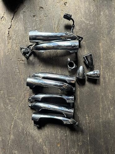 Комплект дверных ручек Дверная ручка Kia