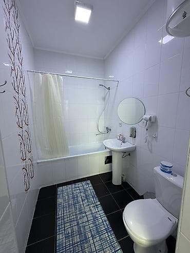 красивые дома: СДАЮ уютный коттедж на Иссык-Куле 🌊 📍 Пансионат «Евразия», 2ая линия — 6