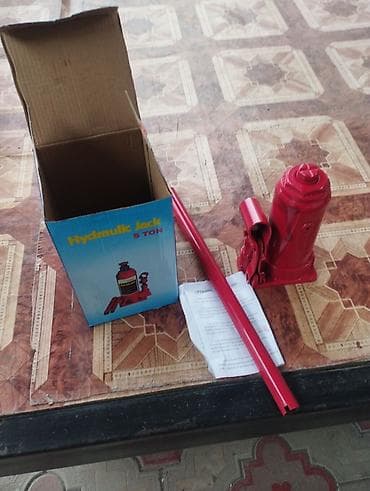 1000 к: Продаю домкрат новый. Написанно 5 тонн,но незнаю сколько будет — 9