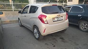 Chevrolet Spark: 2020 г., Бензин, Хэтчбэк