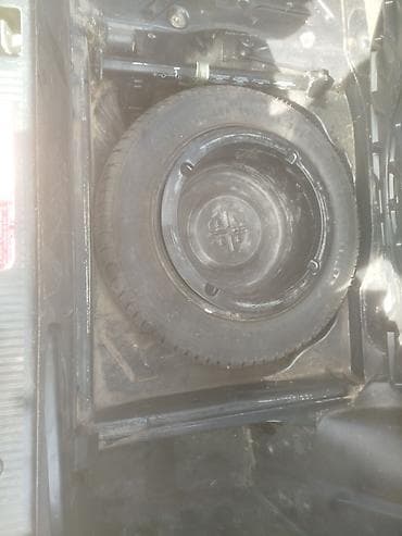 с авто: Mercedes-Benz 190: 1990 г., 1.8 л, Механика, Бензин, Седан — 6