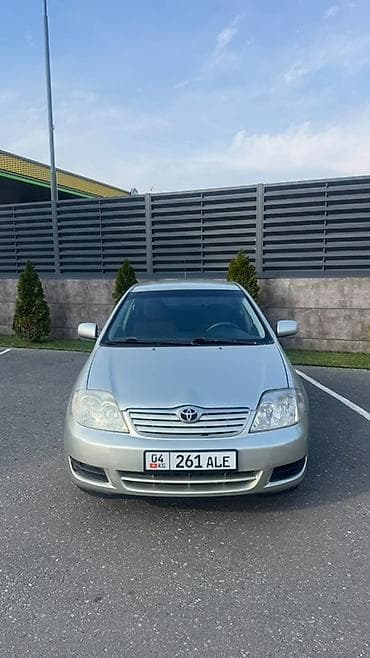 Унаа сатуу: Toyota Corolla: 2005 г., 1.5 л, Кол менен иштөөчү, Бензин, Седан — 4