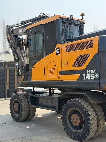 surf 185: Экскаватор, Hyundai, Колесный — 4