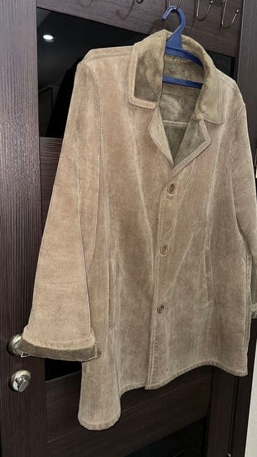 Мужская одежда: Продаю мужскую дублёнку Осень/Весна.В хорошем состоянии!Размер 52.Цена — 3