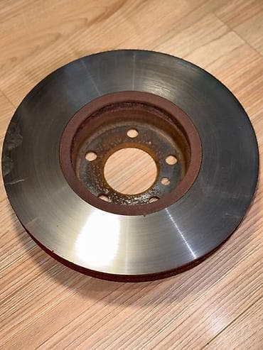 Предний тормозной диск BMW 2016 г., Б/у, Оригинал, США at lalafo.kg Предний тормозной диск BMW 2016 г., Б/у, Оригинал, США