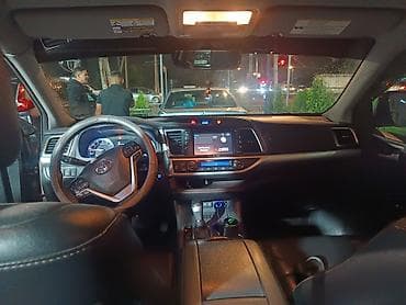 купить инверторный генератор: Toyota Highlander: 2018 г., Автомат, Бензин, Кроссовер — 2