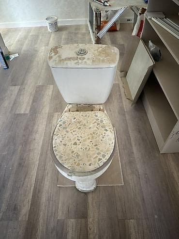 Унитаз Напольный, Материал: Керамика at lalafo.kg Унитаз Напольный, Материал: Керамика