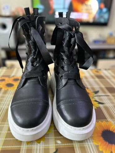 сапоги из натурального меха и кожи: Продаю шикарные кожаные ботинки (весна,лето,осень)Пр.Турция.Фирма — 2