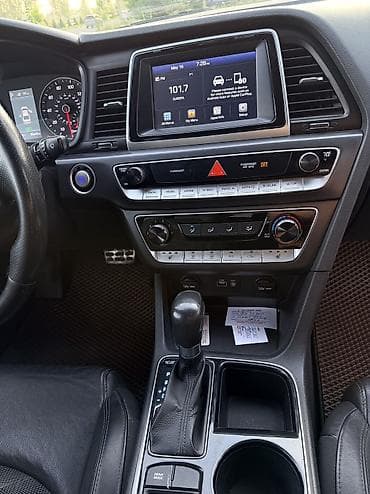 Продажа авто: Hyundai Sonata: 2017 г., 2 л, Автомат, Бензин, Седан — 7
