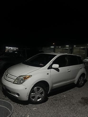 Продажа авто: Toyota Ist: 2003 г., 1.3 л, Автомат — 1
