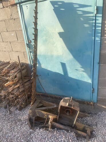 набор ключи: Колёсный трактор с кабиной, красный. Основные характеристики и — 7