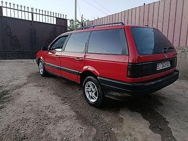 Volkswagen Passat Variant: 1990 г., Механика, Универсал — 4