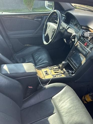 туманик w210: Mercedes-Benz E-Class: 1999 г., 4.3 л, Седан — 8