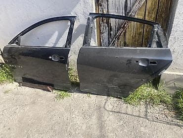 Двери для Chevrolet Malibu (надпись MALIBU на одной из дверей) — 2