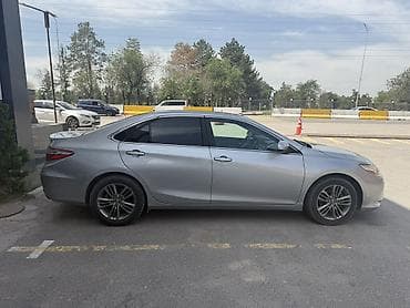 Транспорт: Toyota Camry: 2017 г., 2.5 л, Автомат, Бензин, Седан — 2