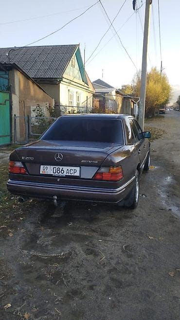 mersedes e212: Mercedes-Benz W124: 1993 г., 2 л, Ручные, Бензин, Седан — 5