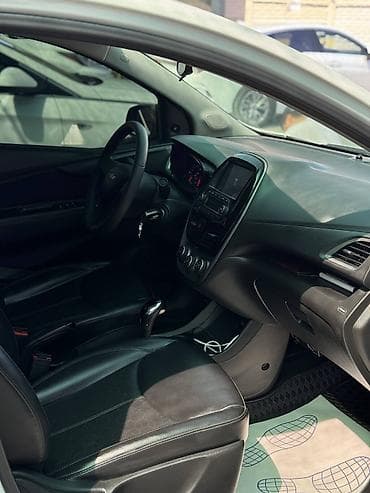 полики x7: Chevrolet Spark: 2019 г., 1 л, Вариатор, Бензин, Хэтчбэк — 10